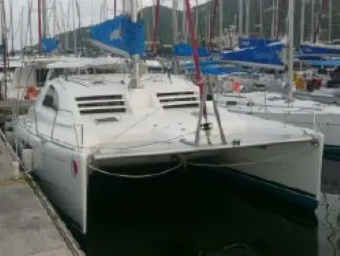 Used Sail Catamaran for Sale 2007 Leopard 43  Boat Highlights